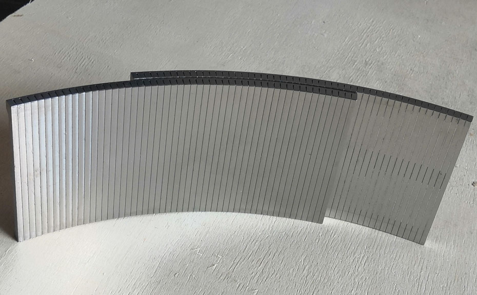 HR400雙級活塞推料離心機篩網
